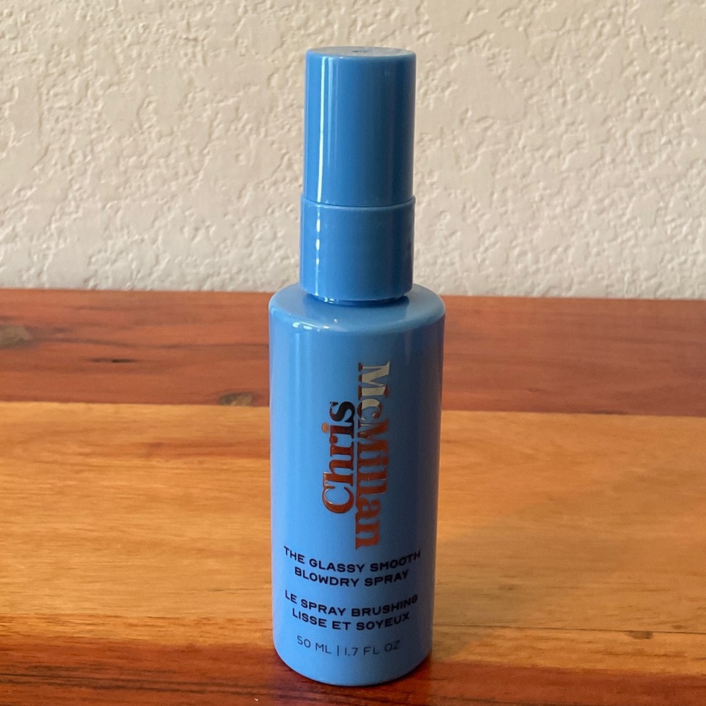 The Glassy Smooth Blowdry Spray –  Chris McMillan